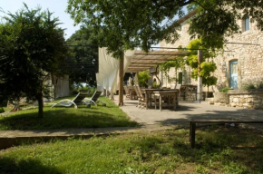 Hotels in Saint-Hilaire-De-Brethmas